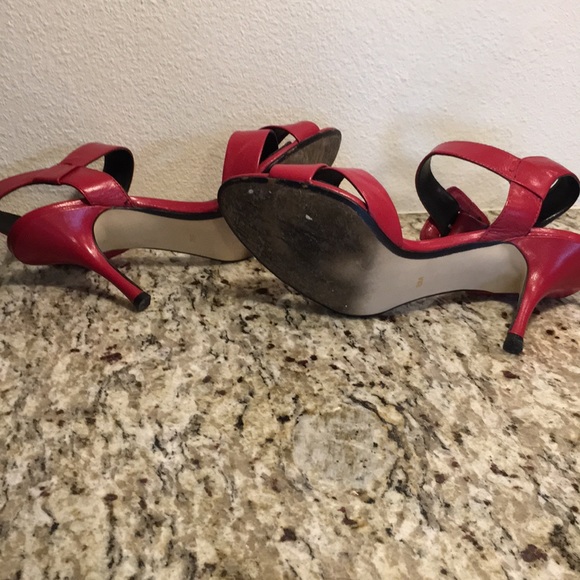 Red heels - Picture 4 of 4